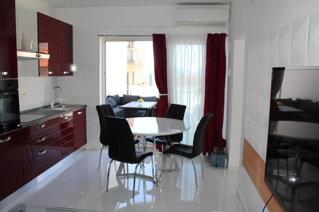 Luxury Apartment Maestral - Private Pool Сплит Екстериор снимка