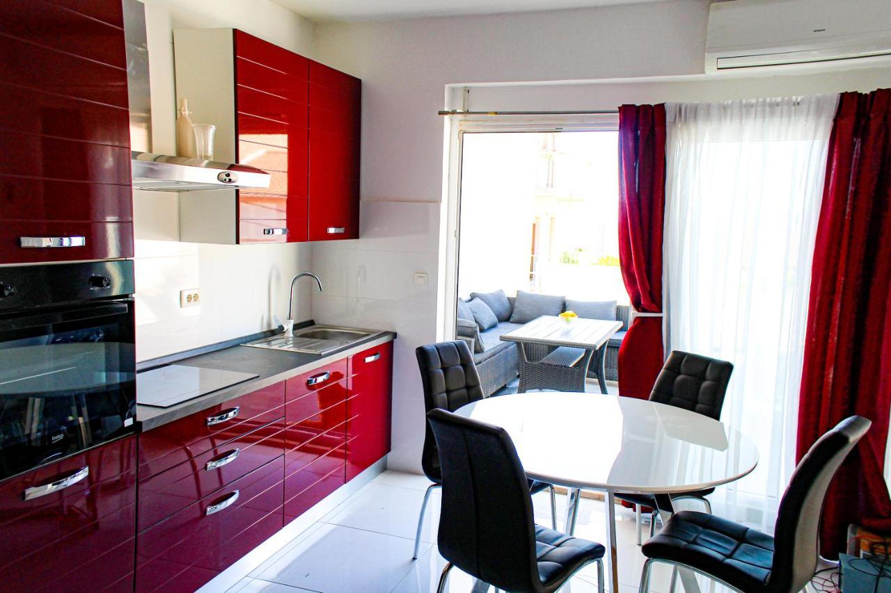 Luxury Apartment Maestral - Private Pool Сплит Екстериор снимка